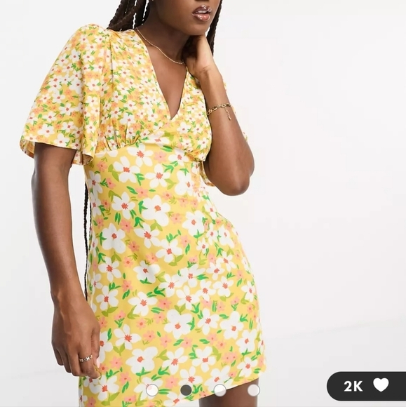 WEDNESDAY'S Girl flutter sleeve floral print mini dress in yellow - Picture 2 of 5